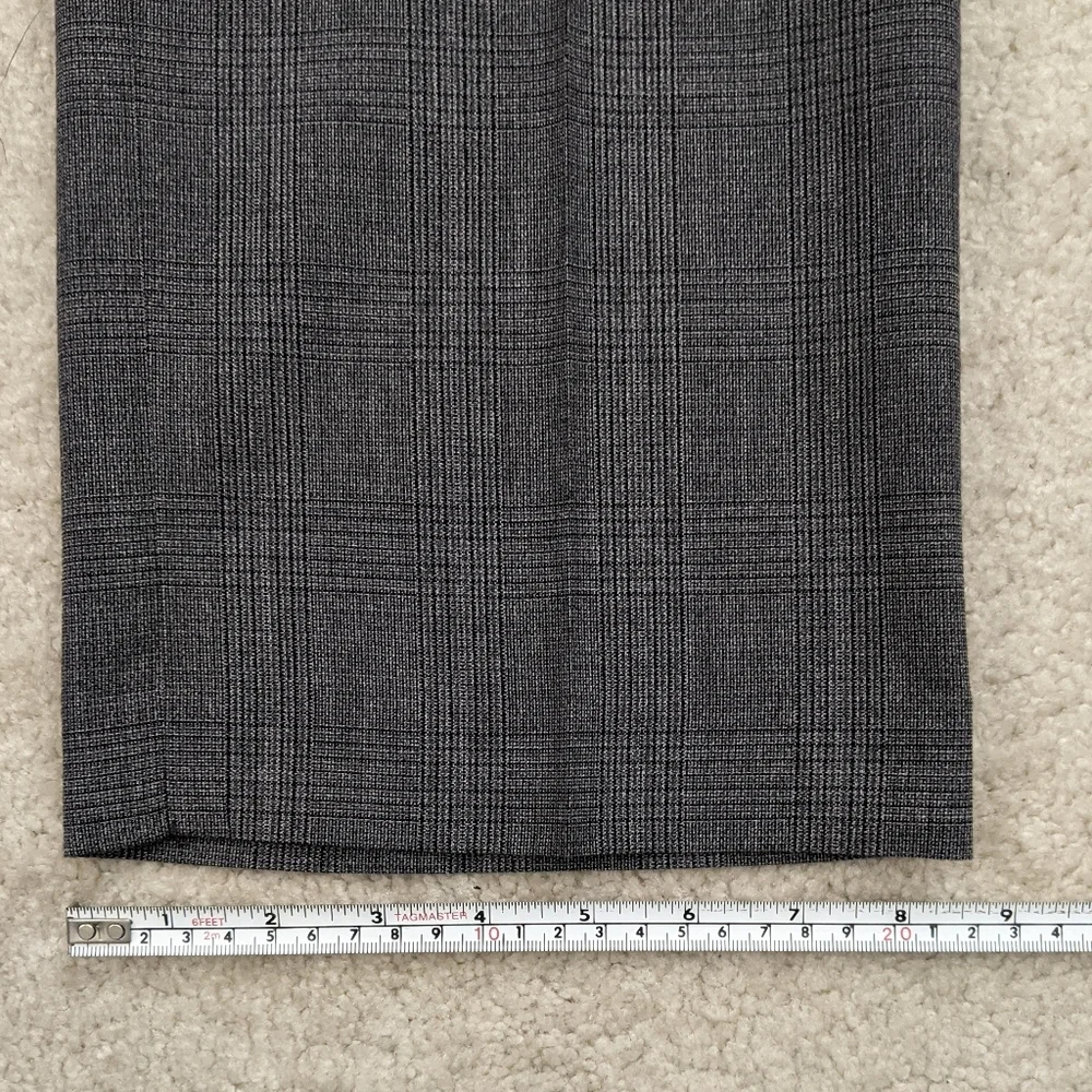NWOT Express gray dress pants 32W x 32L